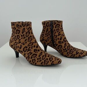 Impo faux suede leopard booties